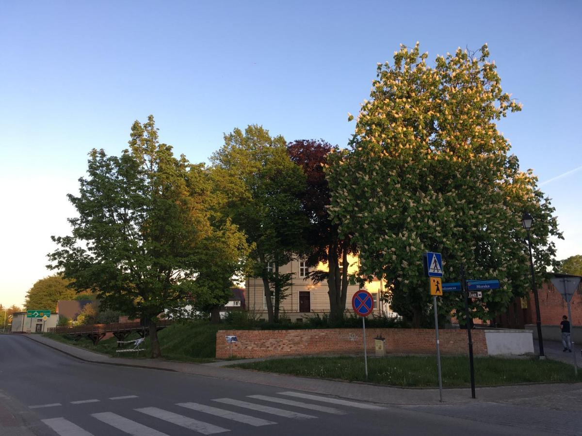 Pokoje Goscinne Na Podzamczu Ujście-Darłowskie Exterior foto